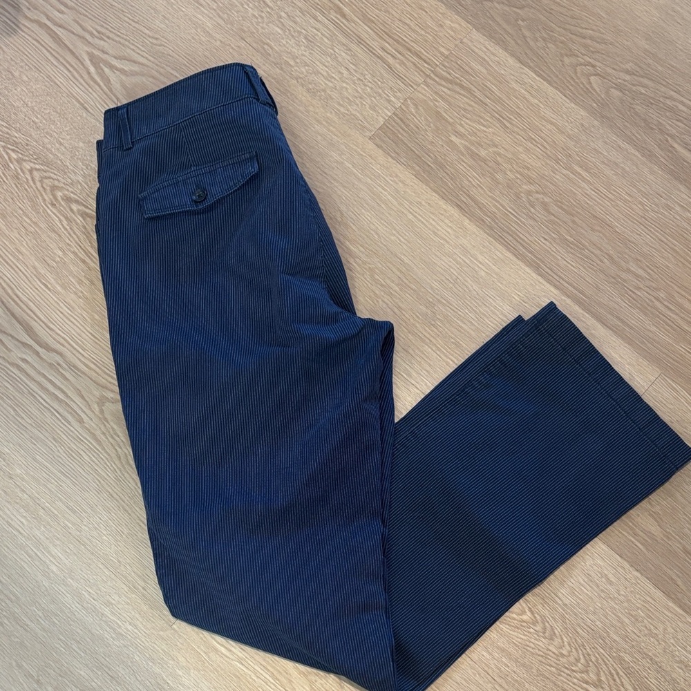 Dockers Women's Dark Blue Trousers with small white pinstripes EUC